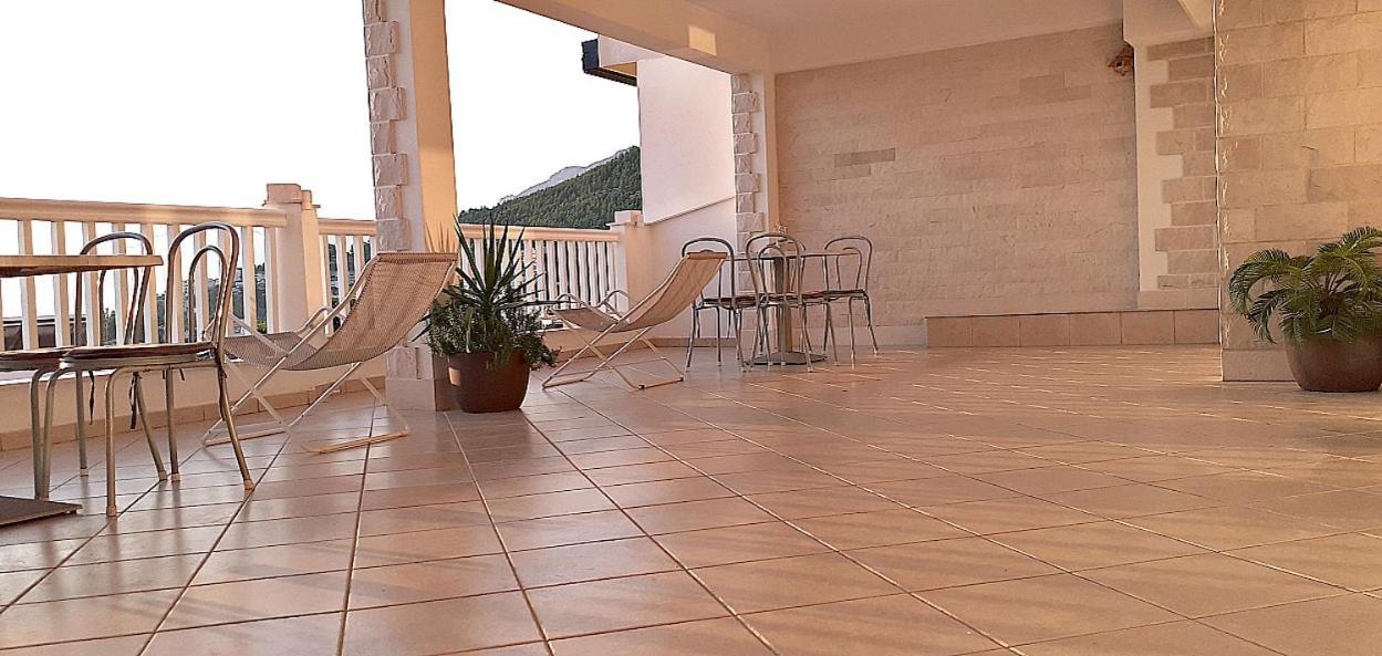 Apartments Villa Bonaca Baška Voda Camera foto