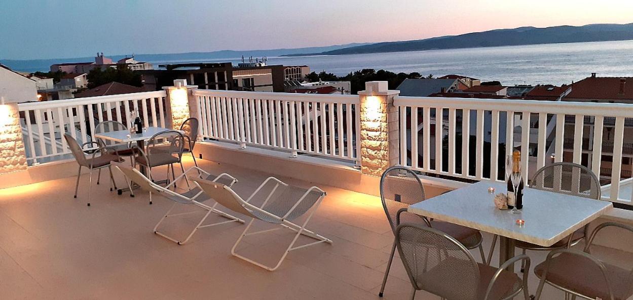 Apartments Villa Bonaca Baška Voda Esterno foto